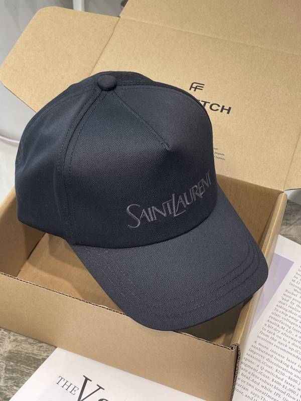 Yves Saint Laurent Hat SLH00025